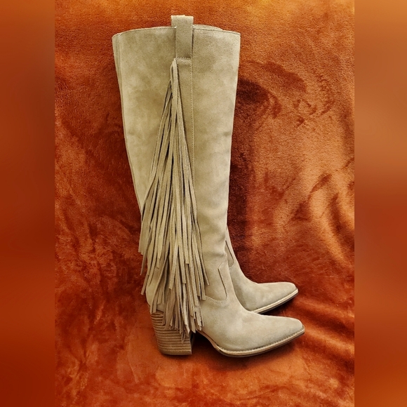 NEW VINCE CAMUTO KNEE-HIGH FRINGE SUEDE LEATHER BOOTS - Picture 1 of 4